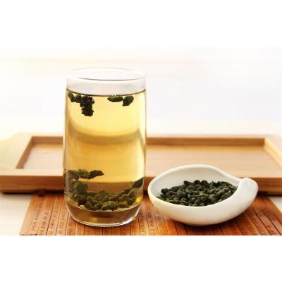 秋天里的一杯人参乌龙茶